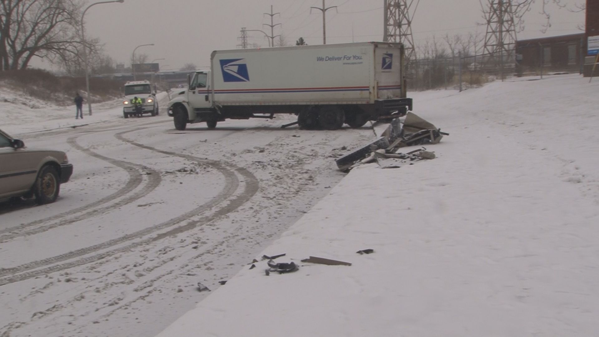 Accident ties up traffic on Bailey Avenue